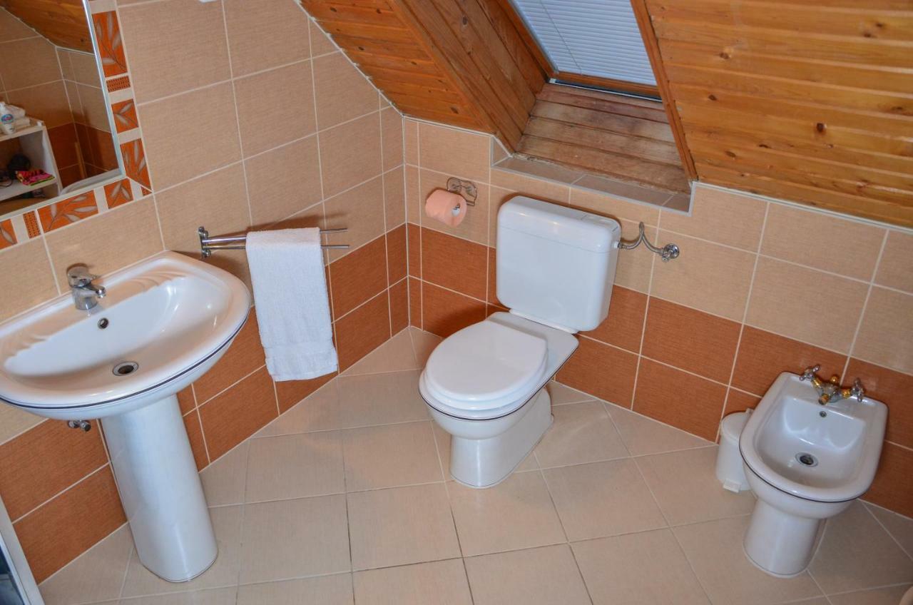 Erzsebet Vendeghaz Es Apartman ไฮจ์ดุสโซบอสโล ภายนอก รูปภาพ
